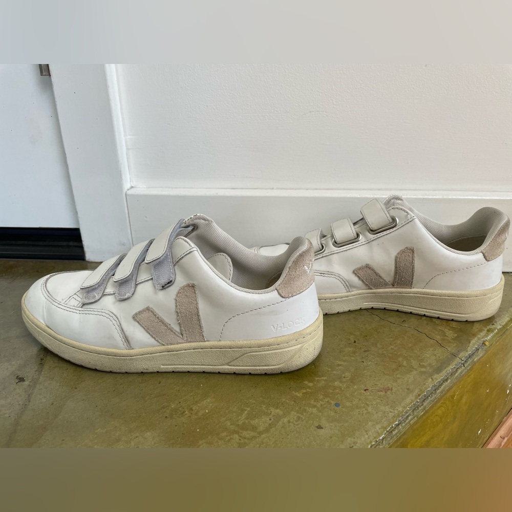 Veja V Lock Sneakers in Extra White Sable